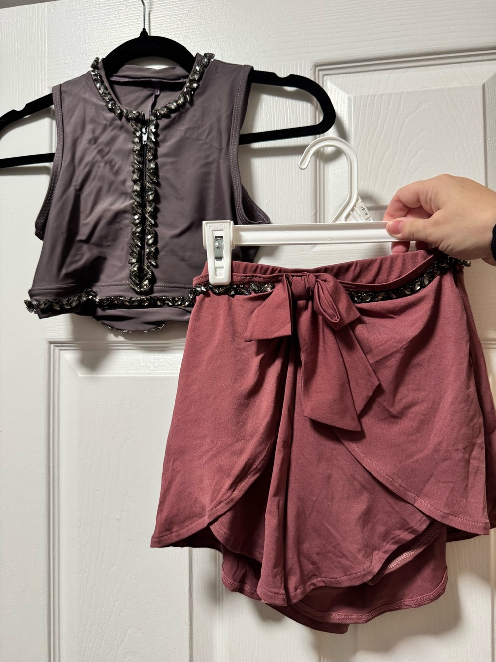 Weissman Mauve Wrap Skort with Embellished Charcoal Crop Top (LC)